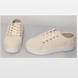 New Falls Creek Sneakers Girls Size 2 Cream Platform Shoes Kids NWT